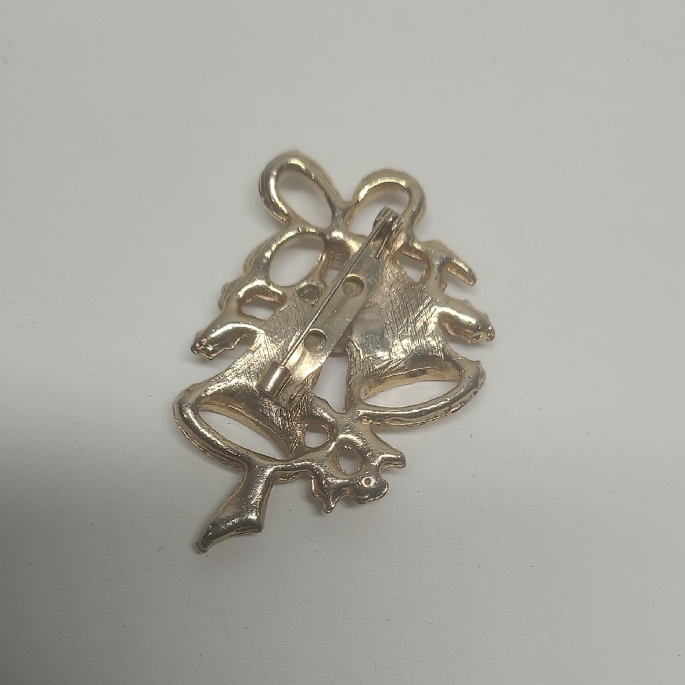 Elegant Red and Gold Bell Pendant - Picture 2 of 4